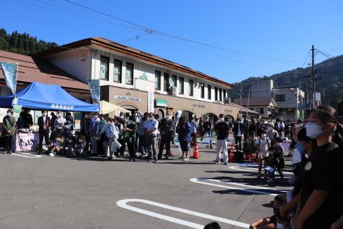 ＪＲ川口駅前の様子