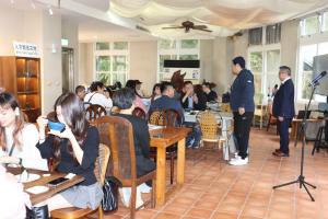 会場は満員御礼