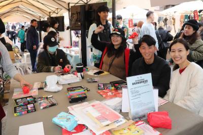 赤べこ絵付け体験