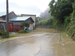 町道（冠水）