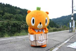 列車を待つかぼまる(2)